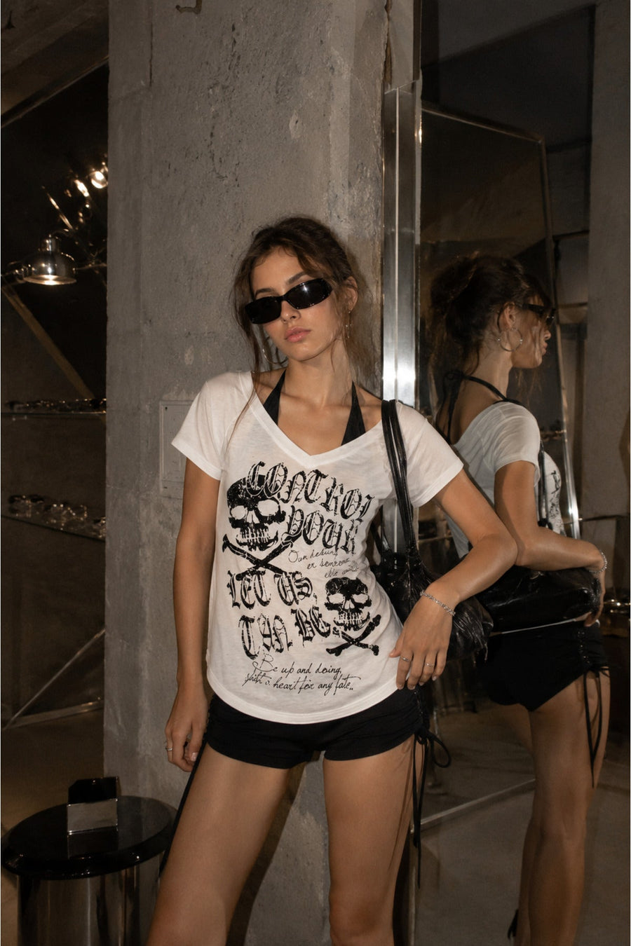 Beyaz Gotik Skulls Control Ek Askılı Y2K Kısa Kollu Crop - None Wear